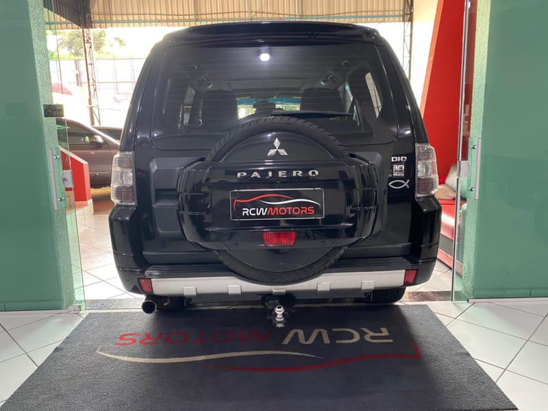 Mitsubishi Pajero • 2013 • 118,393 km 6