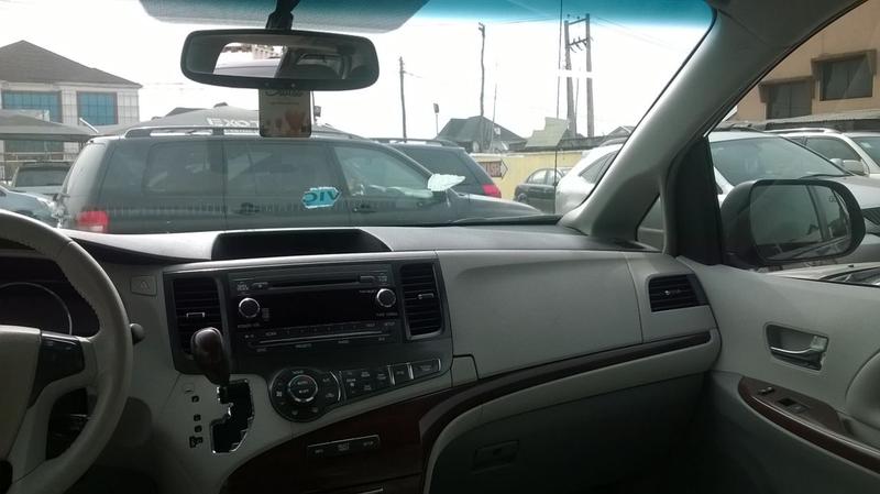 Toyota Sienna • 2014 • 22,000 km 4