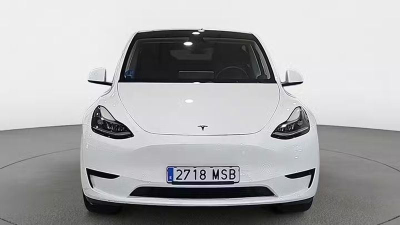 Tesla Model Y • 2024 • 16,942 km 19