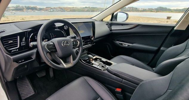 Lexus NX • 2023 • 23,000 km 7