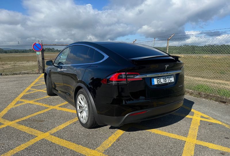 Tesla Model X • 2019 • 113,000 km 4