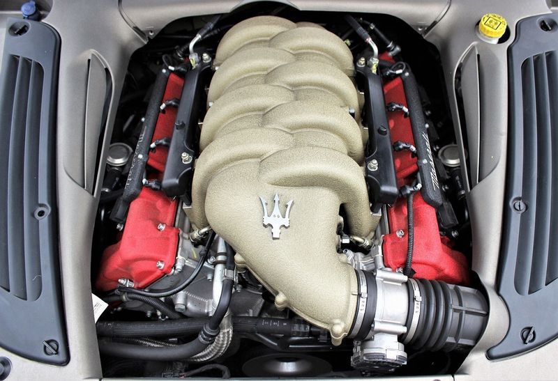 Maserati Coupe • 2007 • 71,000 km 8