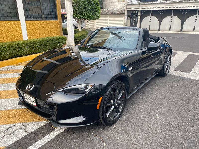 Mazda MX-5 • 2017 • 33,000 km 10