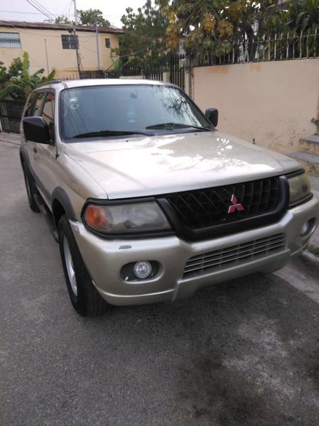 Mitsubishi Montero • 2002 • 5,000 km 6