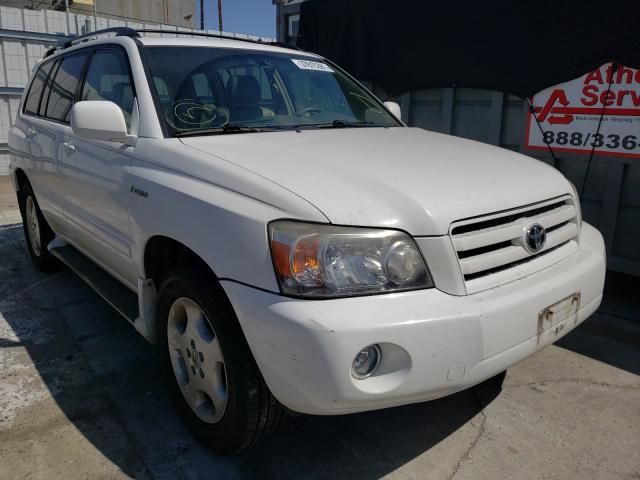 Toyota Highlander • 2005 • 10,000 mi 1