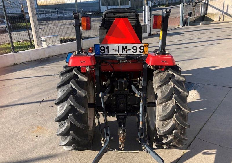 Ace Tractor Massey Ferguson 1519 semi-novo • 2010 • 1,092 km 2
