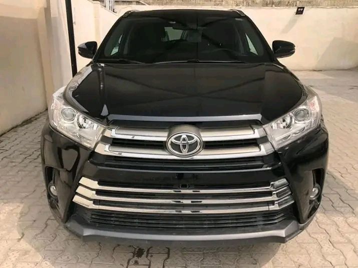 Toyota Highlander • 2020 • 50,000 km 3