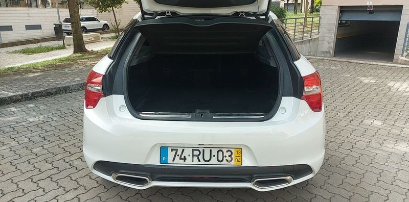 Citroën DS5 • 2013 • 60,000 km 5