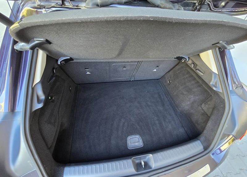 Mercedes-Benz GLA • 2014 • 103,000 km 9