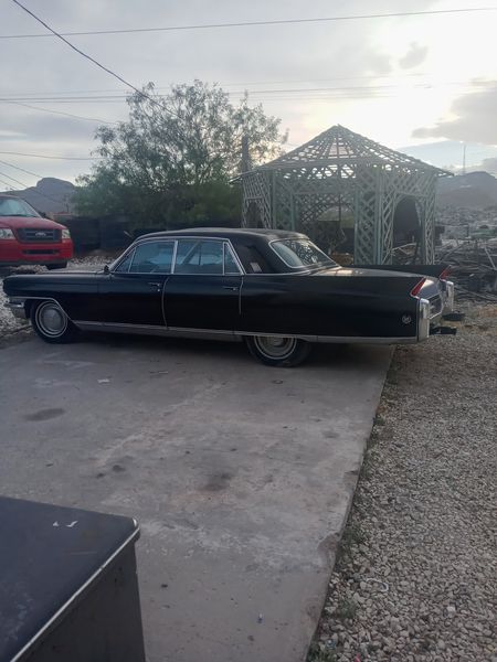 Cadillac Fleetwood • 1963 • 100,000 mi 5