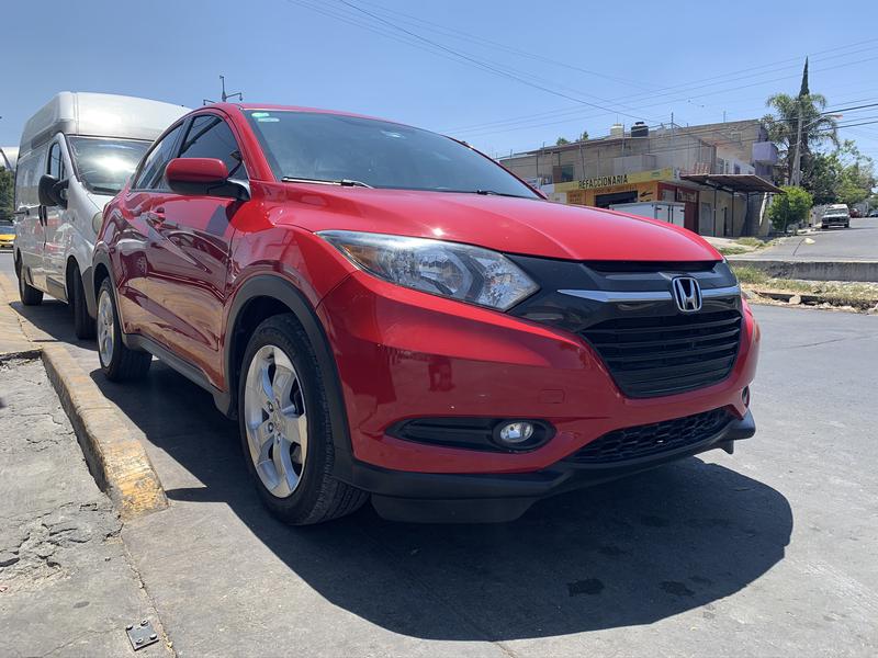 Honda HR-V • 2016 • 45,000 km 1