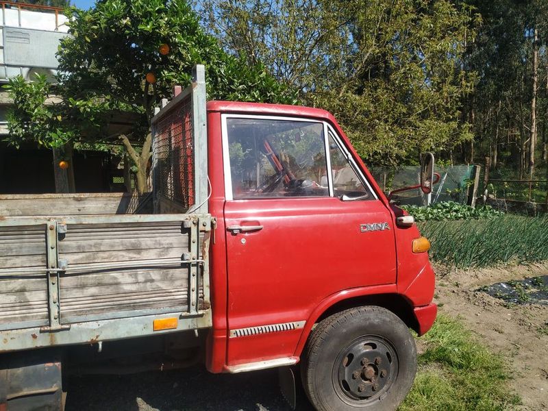 Toyota Dyna • 1977 • 196,000 km 3