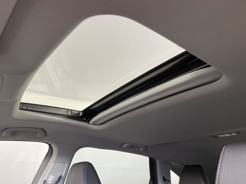 Acura MDX • 2019 • 30,897 km 9