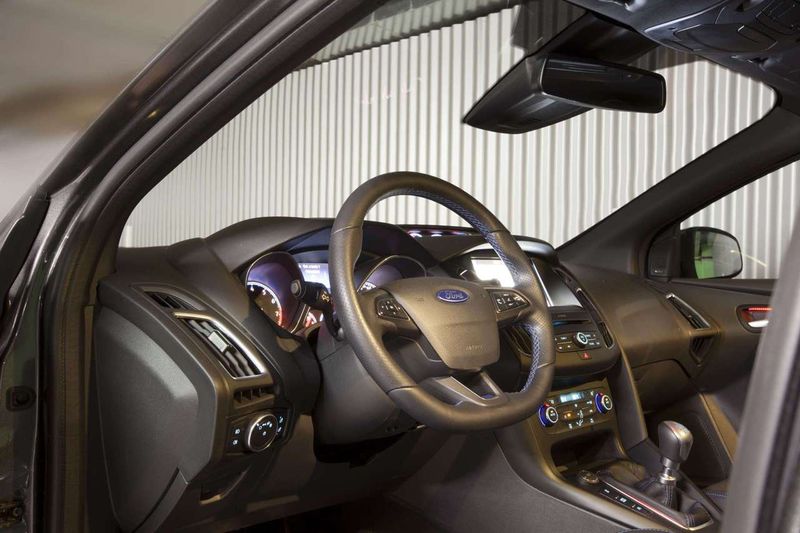 Ford Focus • 2017 • 125,000 km 5