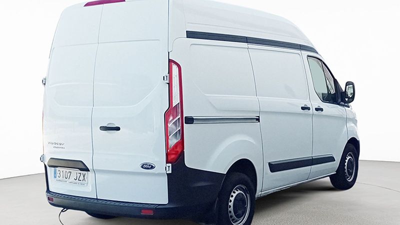 Ford Transit • 2017 • 151,234 km 3