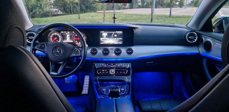 Mercedes-Benz E-320 • 2018 • 90,000 km 3