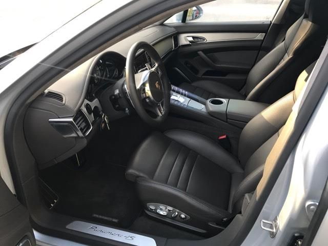 Porsche Panamera • 2013 • 155,000 km 7