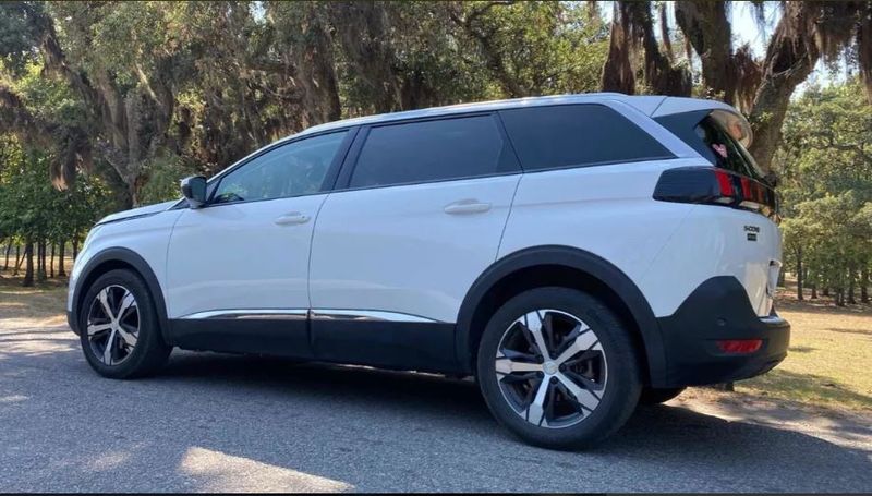 Peugeot 5008 • 2018 • 84,000 km 4