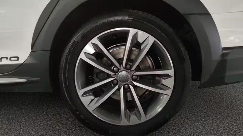 Audi A4 Allroad • 2017 • 118,801 km 13