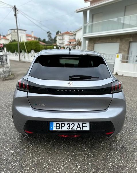 Peugeot 2008 • 2022 • 20,656 km 7