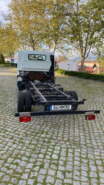 Mitsubishi Fuso canter • 2009 • 270,000 km 6