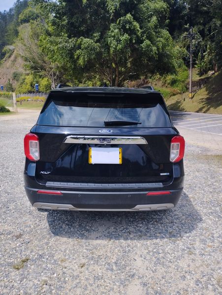 Ford Explorer • 2020 • 15,521 km 3