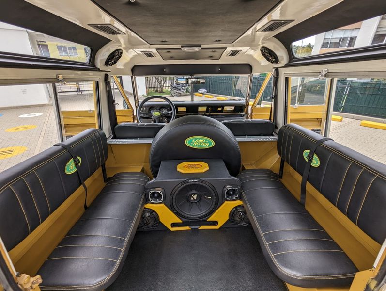 Land Rover 109 • 1979 • 39,936 mi 7