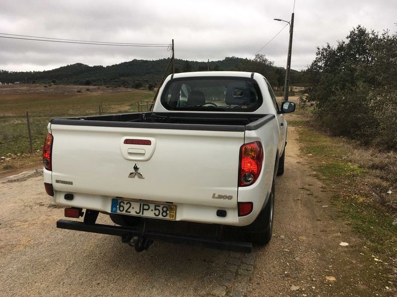 Mitsubishi L200 • 2010 • 130,000 km 4