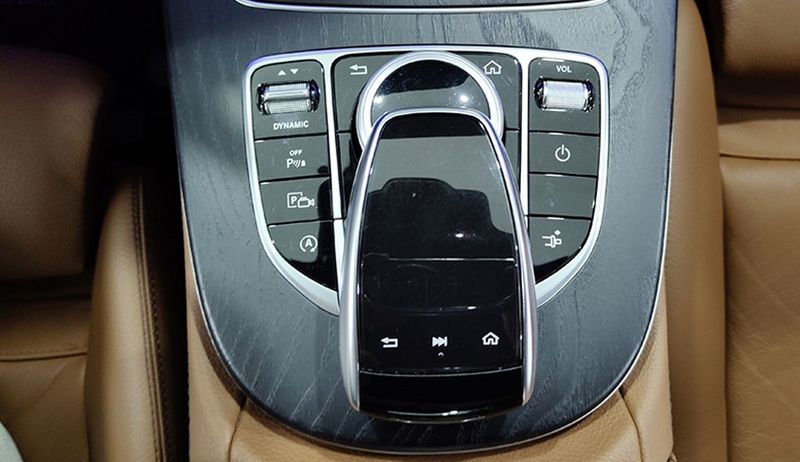 Mercedes-Benz E Coupé • 2017 • 97,725 km 13