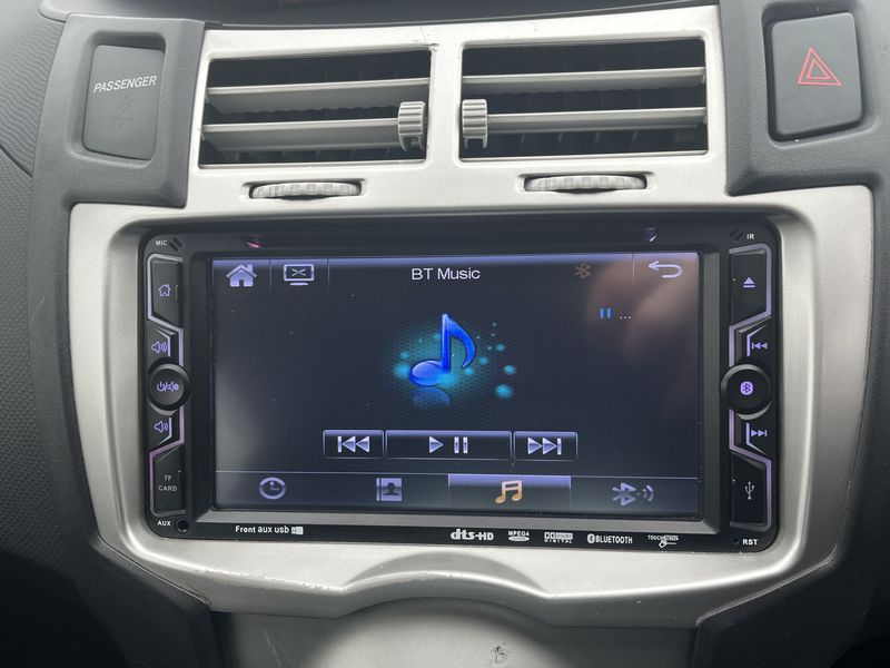 Toyota Vitz • 2006 • 172,337 km 10