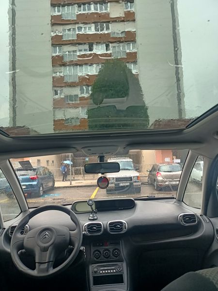 Citroën C3 Picasso • 2011 • 215,000 km 1