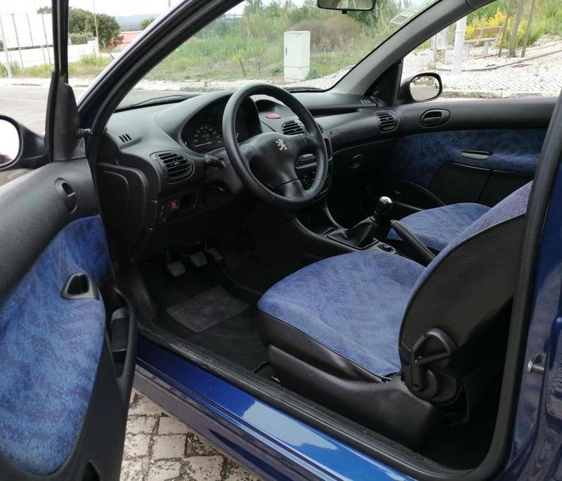 Peugeot 206 • 2000 • 170,000 km 2
