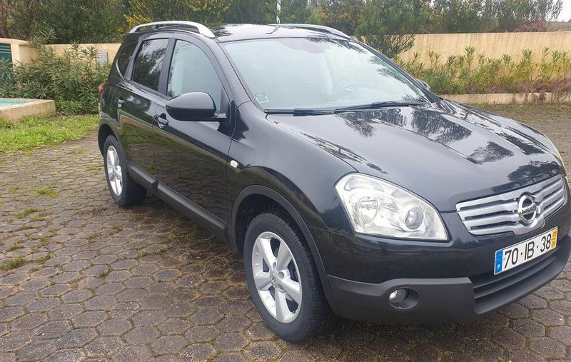 Nissan Qashqai +2 • 2009 • 250,000 km 1