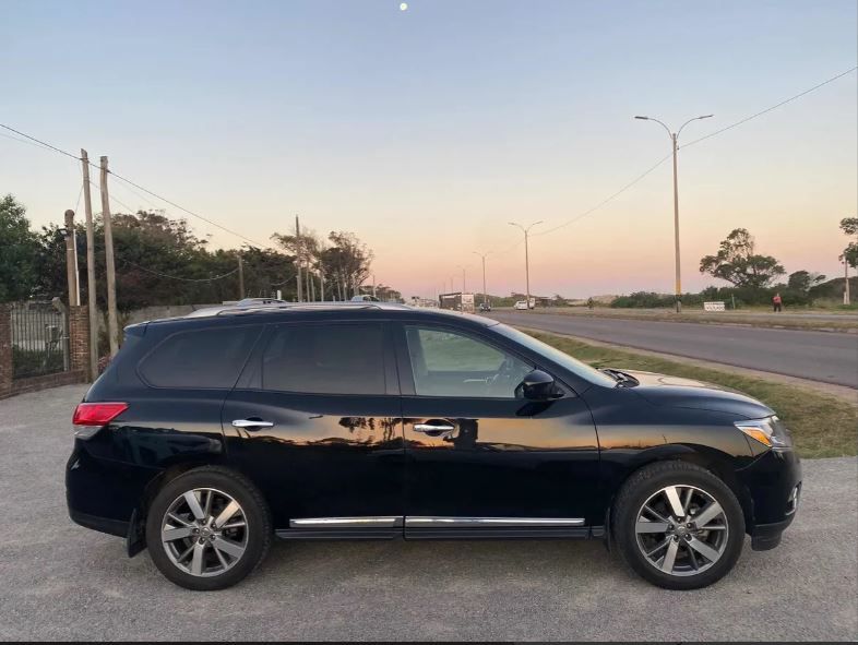 Nissan Pathfinder • 2014 • 120,000 km 6