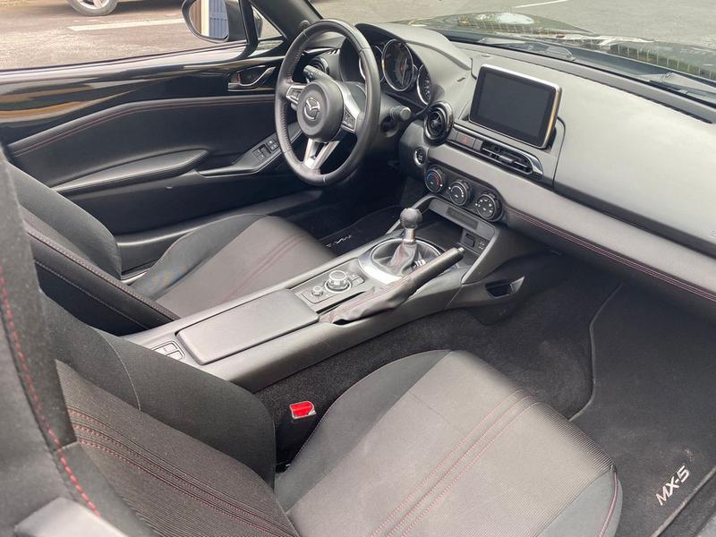 Mazda MX-5 • 2017 • 33,000 km 1