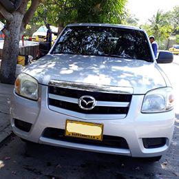 Mazda BT • 2010 • 105,000 km 4