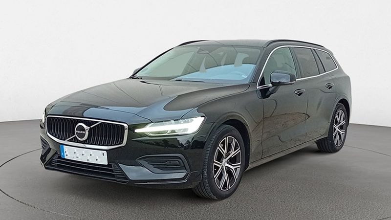 Volvo V60 • 2022 • 32,570 km 1