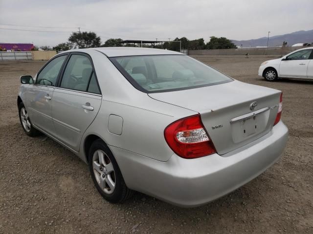 Toyota Camry • 2004 • 12 km 3