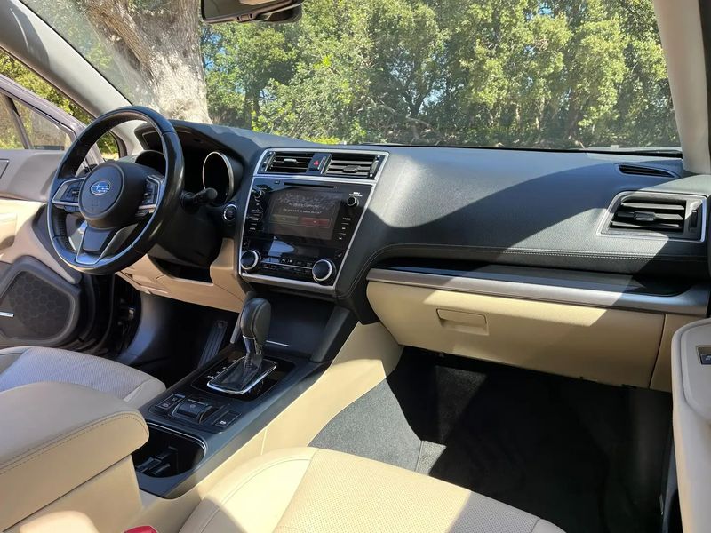 Subaru Outback • 2018 • 98,000 km 5