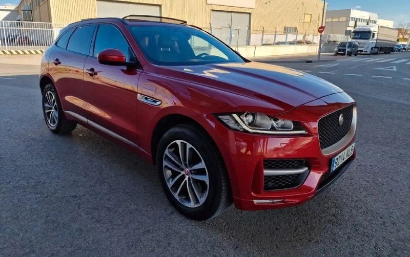 Jaguar F-Pace • 2018 • 195,000 km 3