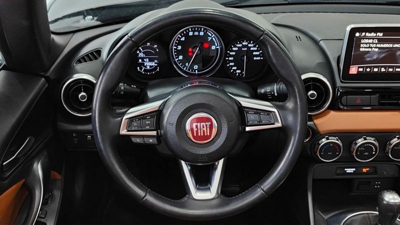 Fiat 124 Spider • 2018 • 38,900 km 13