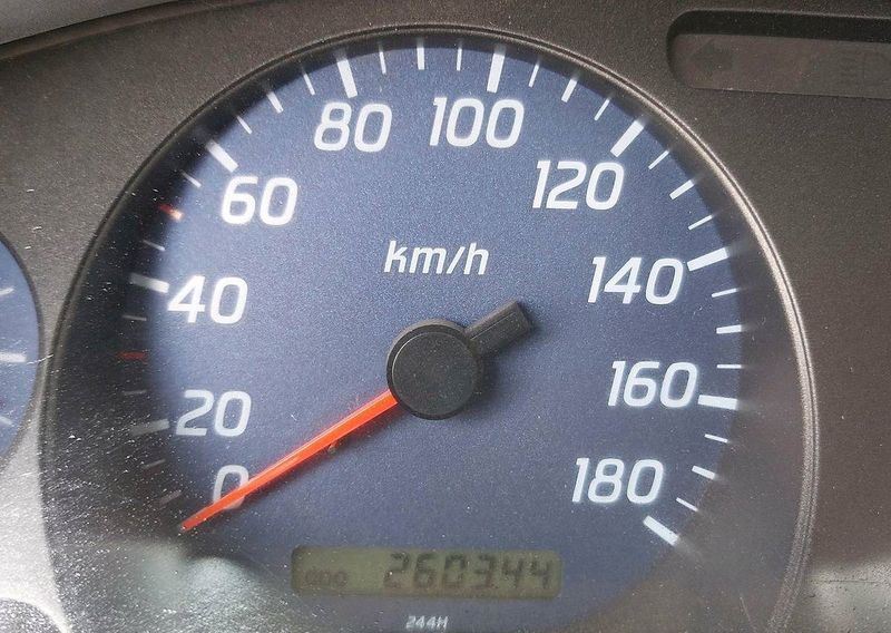 Nissan Pickup • 2002 • 250,000 km 7