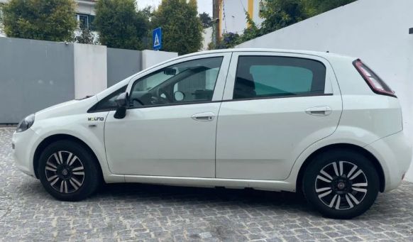 Fiat Punto • 2015 • 107,978 km 2