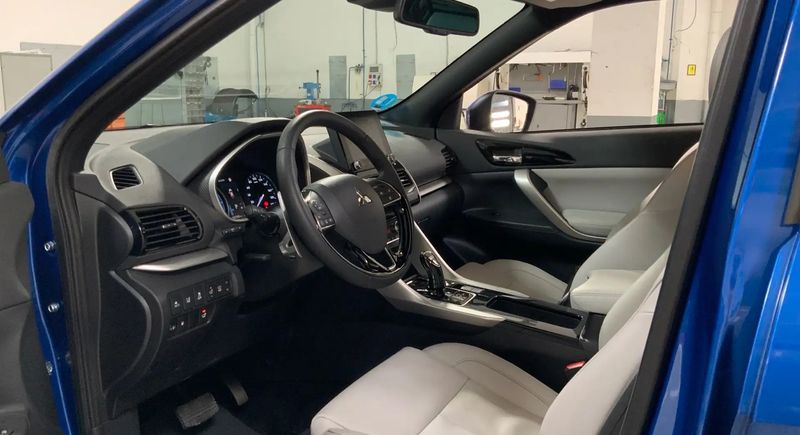 Mitsubishi Eclipse Cross • 2023 • 47,700 km 8