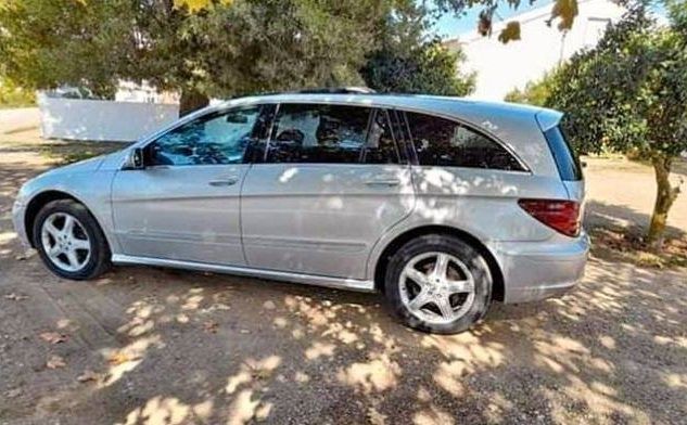 Mercedes-Benz R-Class • 2006 • 25,000 km 4