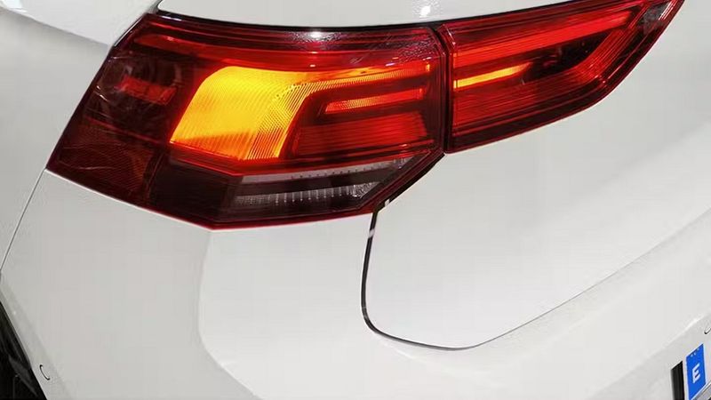 Volkswagen Golf • 2024 • 14,183 km 2