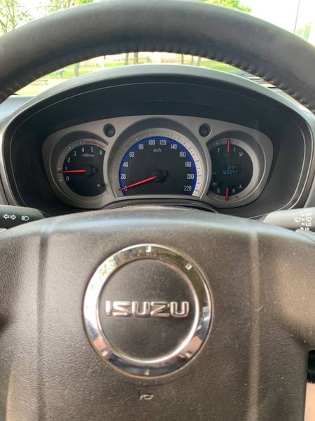 Isuzu D-MAX • 2018 • 160,000 km 4