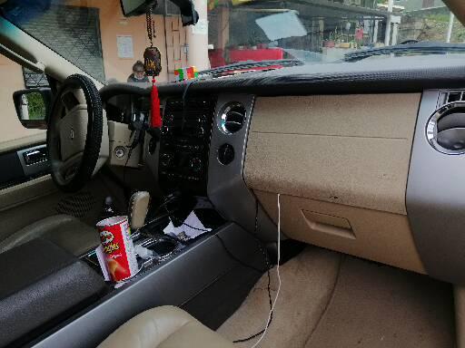 Ford Explorer • 2012 • 270,000 km 9