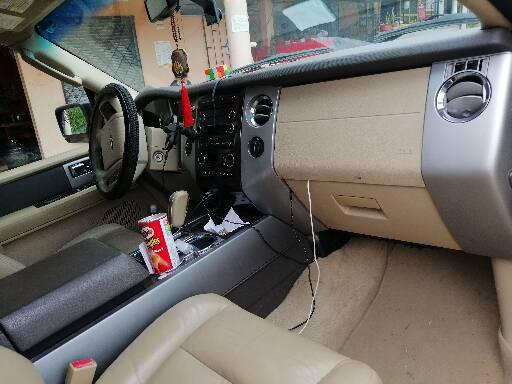Ford Explorer • 2012 • 270,000 km 8