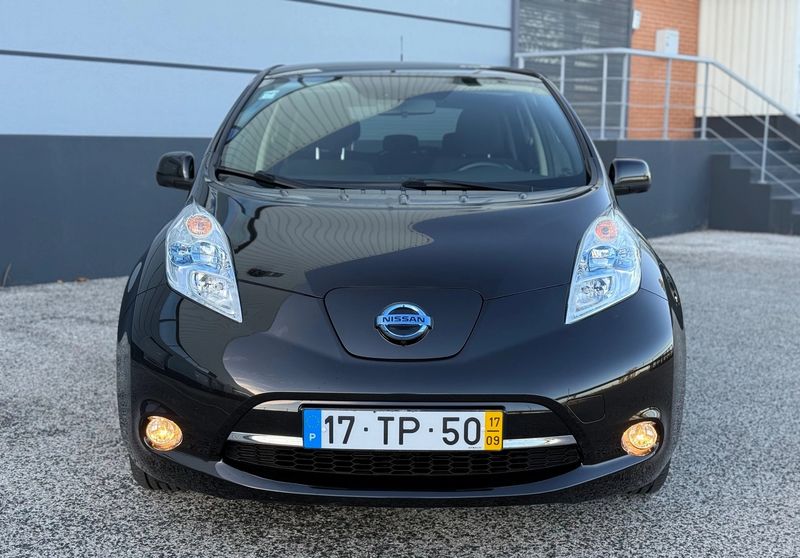 Nissan Leaf • 2017 • 60,000 km 2